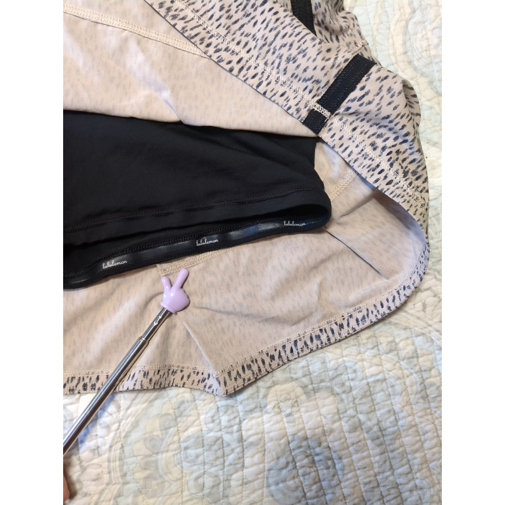 Lululemon Women's Leopard Print Skirt With Built In Shorts Size 8 - Picture 5 of 6